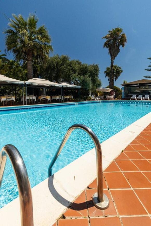 Hotel L'Ulivo Girasole Εξωτερικό φωτογραφία