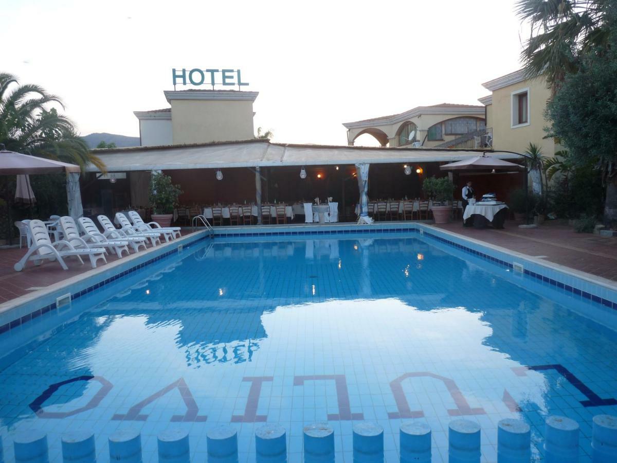 Hotel L'Ulivo Girasole Εξωτερικό φωτογραφία
